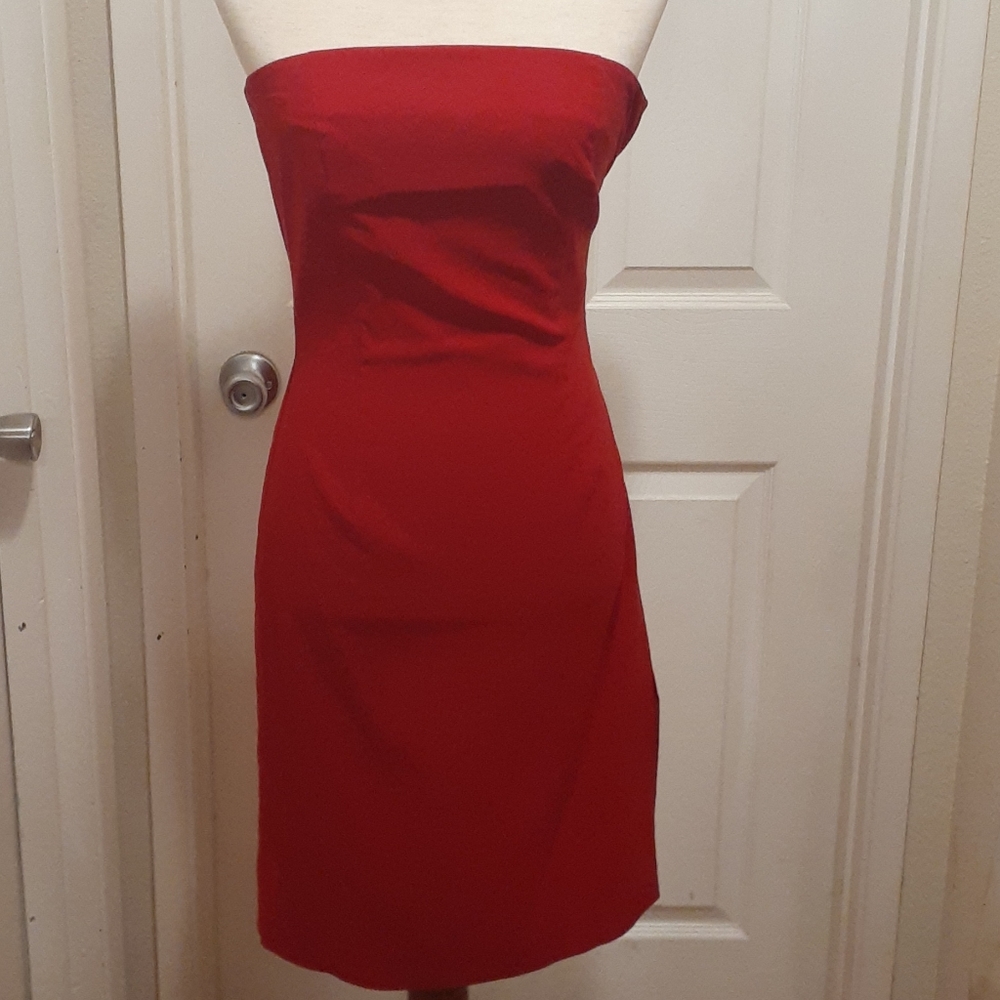 Strapless Red Cocktail Dress w/Side Slit